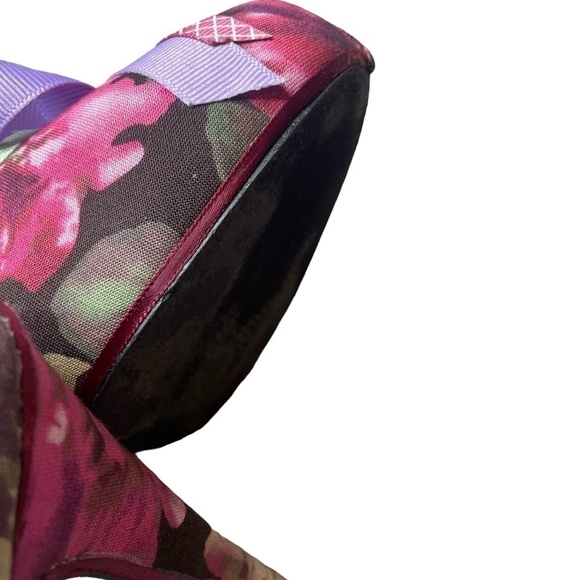 Ms. MaryMac Hand Crafted High Heel Shoes Jackson Pollock Pattern - Picture 4 of 7